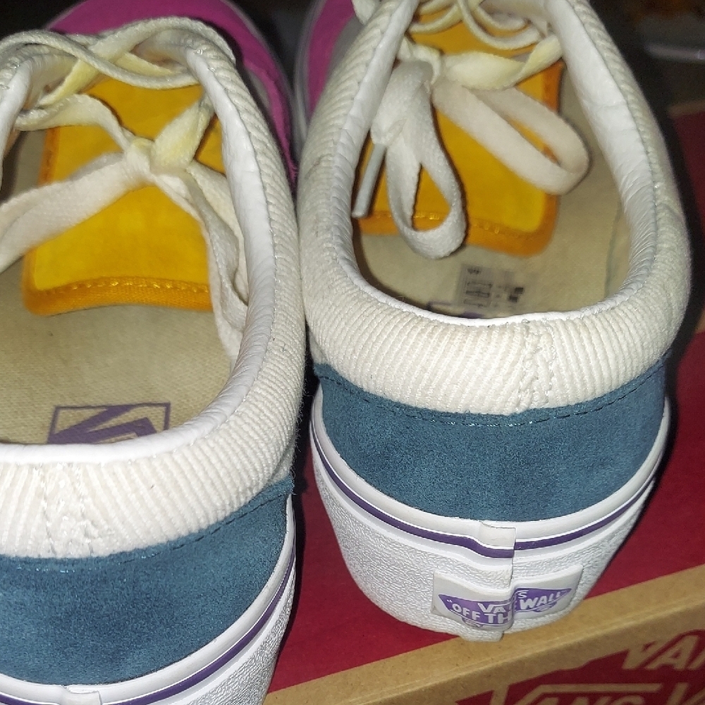 Vans Pink and Cream Sneakers - Picture 8 of 14